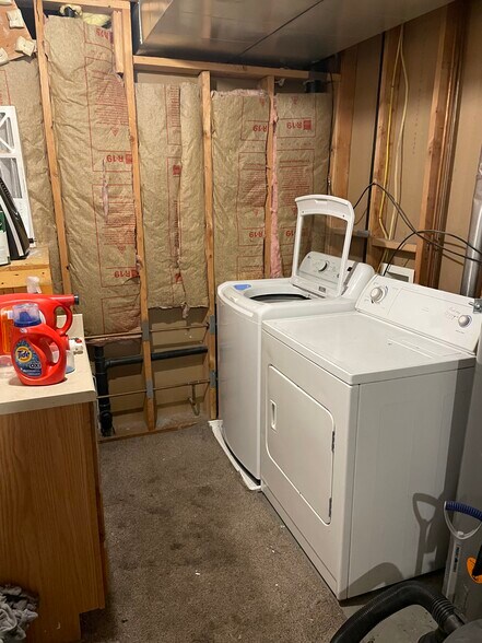 Building Photo - 2406 E 1170 S