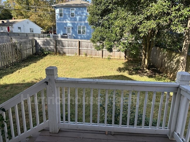 Building Photo - 1808 Berryhill Rd