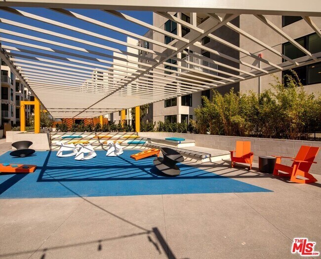 Building Photo - 1101 N Main St