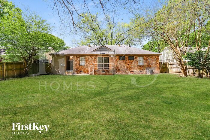 Building Photo - 1672 Sterling Dr