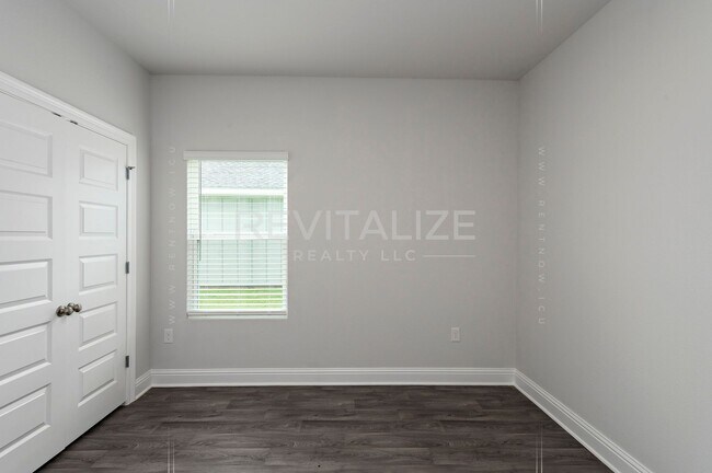 Building Photo - 14578 Dayton Cir