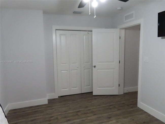 Building Photo - 2433 NW 96th St