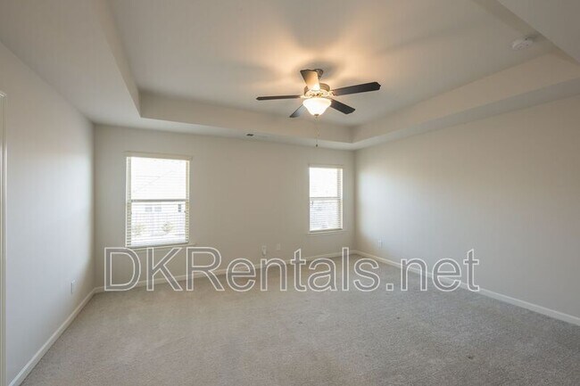 Building Photo - 2928 Cottage Ln