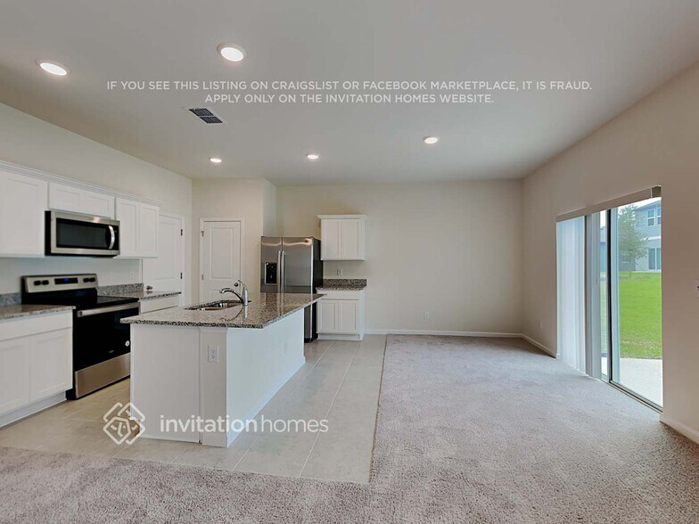 Building Photo - 2301 Litchfield Lp