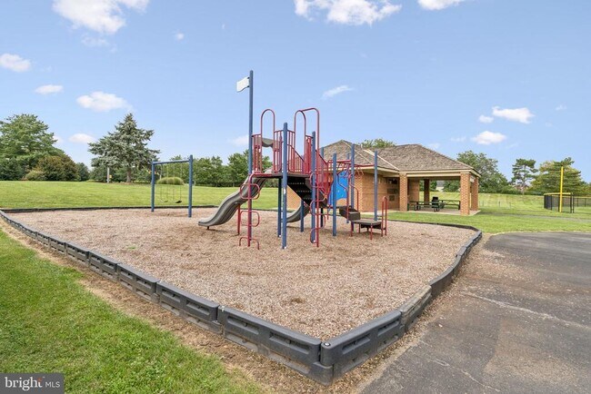 Building Photo - 21140 Dray Terrace
