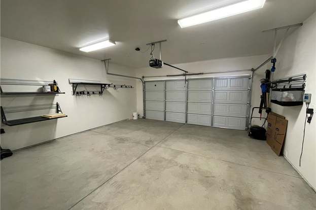Building Photo - 655 Catala Wy