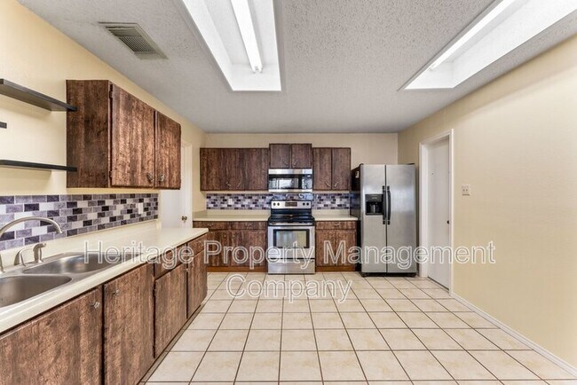 Building Photo - 6863 Cypress Mist Dr