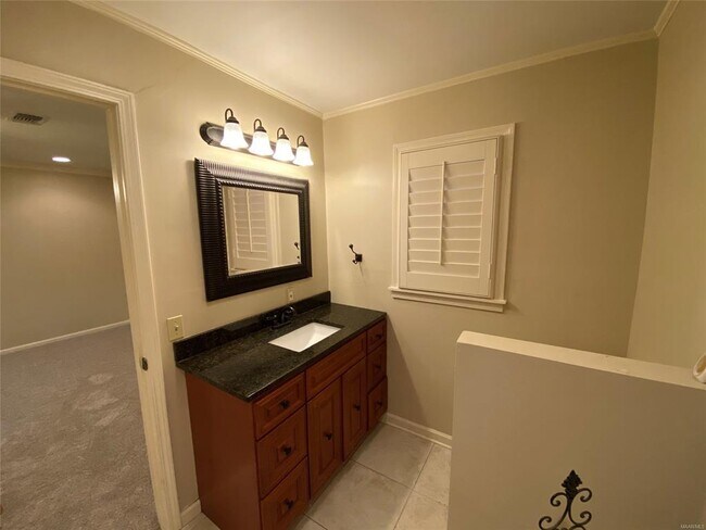 Building Photo - 2439 Hermitage Dr
