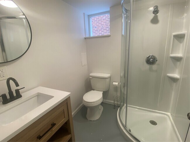 Building Photo - 6059 Odell St