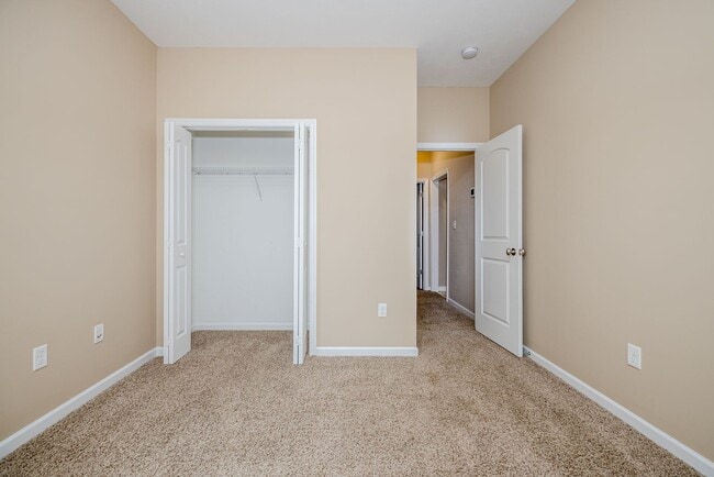 Building Photo - 528 Casey Ct