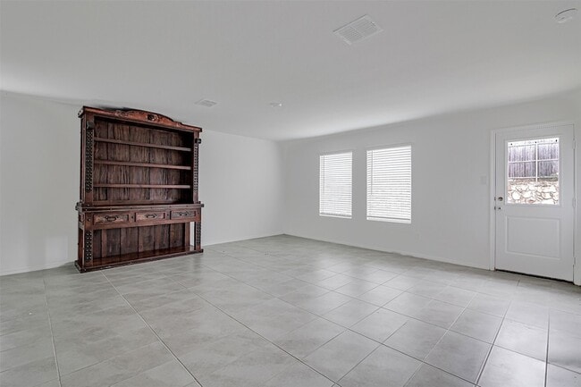 Building Photo - 8617 Thicket Rdg St