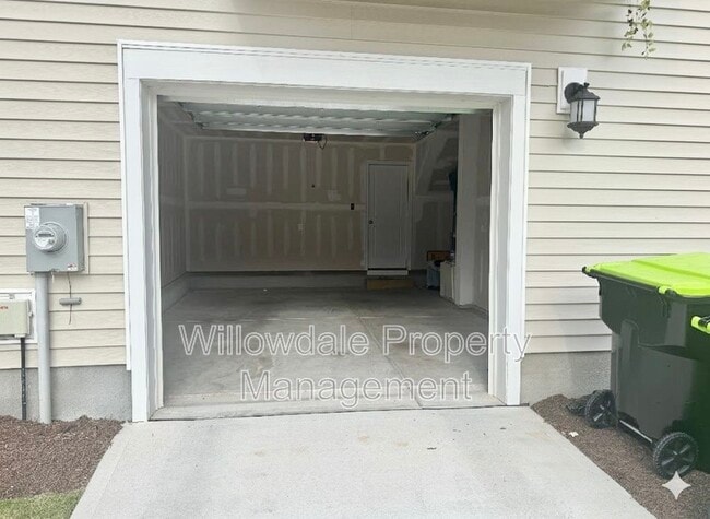 Building Photo - 1023 Tea Time Trl