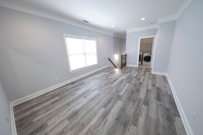 Building Photo - 964 Hank Aaron Dr SE