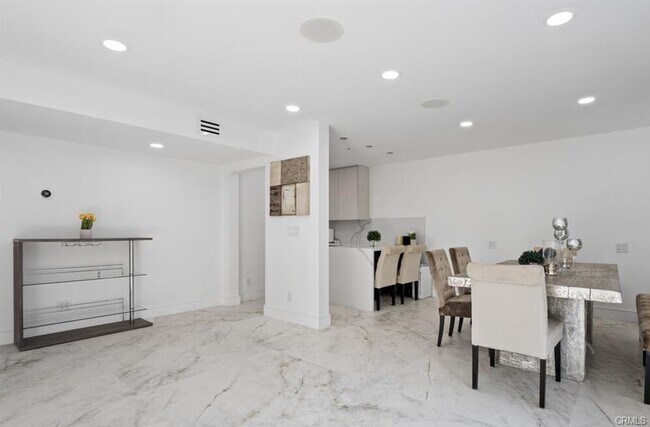 Building Photo - 2827 Dunleer Pl