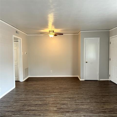 Building Photo - 4149 Lovers Ln
