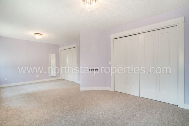 Building Photo - Newly Remodeled Lake Oswego Traditional