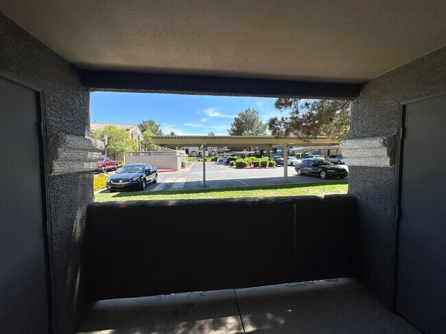 Building Photo - Hacienda 5055 #1197