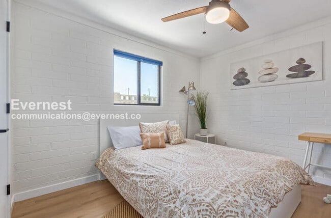 Building Photo - 4402 N 14th St