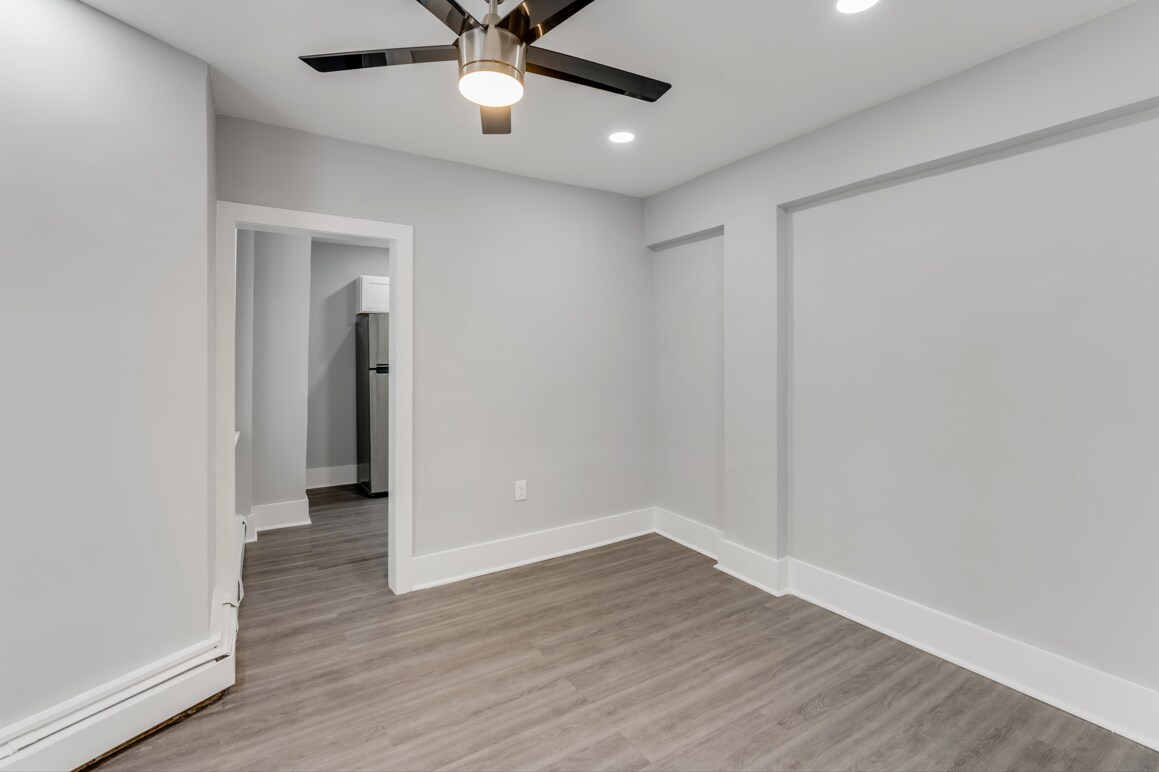 Building Photo - 615 Vernon Rd