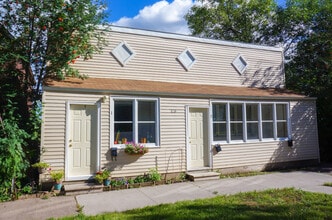 Building Photo - 820 W 4th St