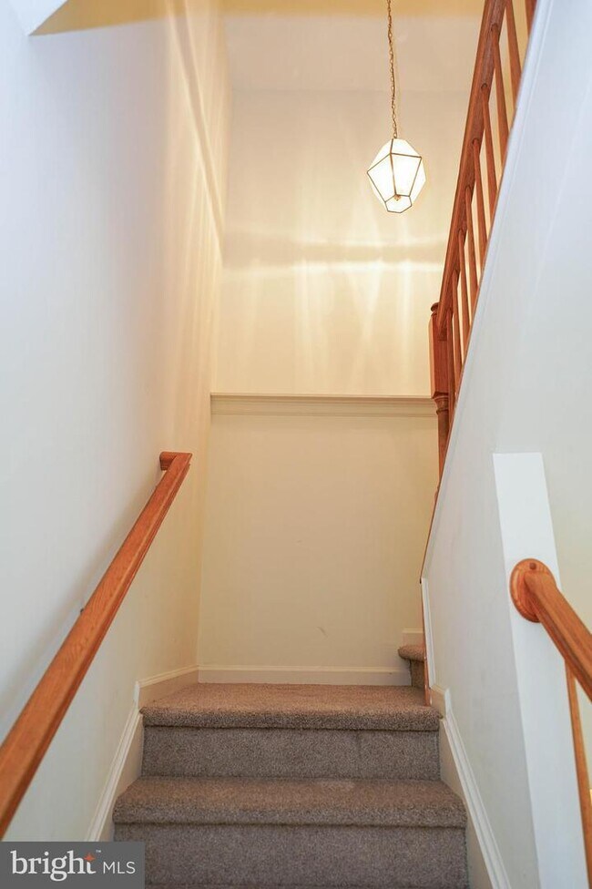 Building Photo - 38116 E Chester Ln