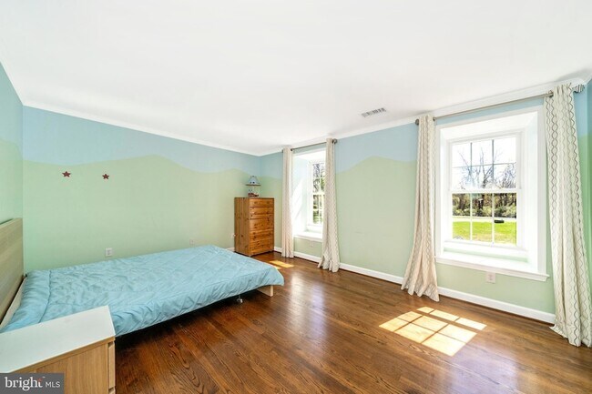 Building Photo - 12929 Esworthy Rd