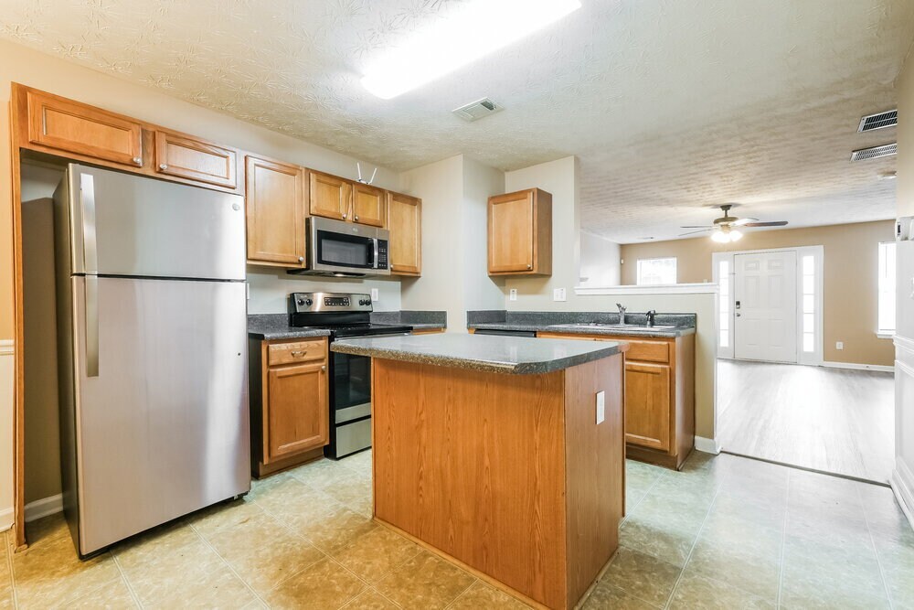 Building Photo - 2862 Vining Ridge Terrace