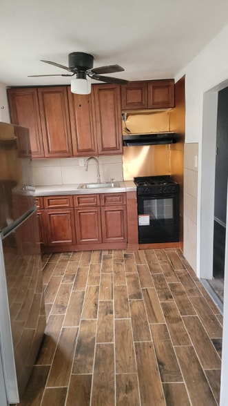 Building Photo - 1112 Rivington St