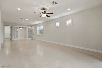 Building Photo - 7993 Helena Ct