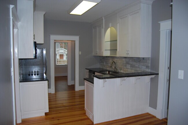 Building Photo - 2809 Lombardy Ct