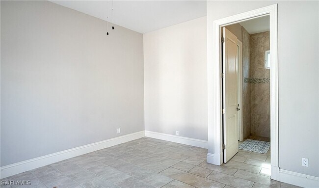 Building Photo - 6184 Whitaker Rd