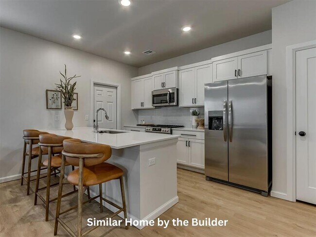 Building Photo - 19608 Horseshoe Ave