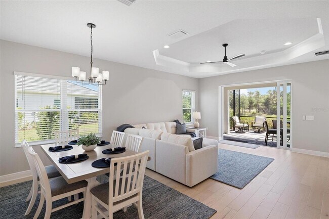 Building Photo - 12673 Palatka Dr