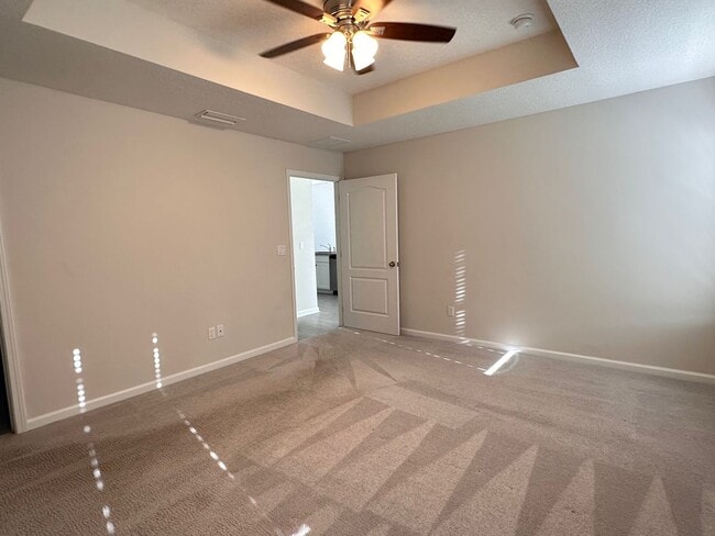 Building Photo - Close to Wildlight, Kingsbay and Fernandina Beach!