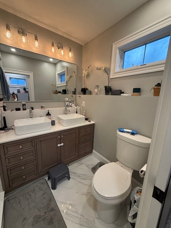 Building Photo - 34 Jamaica Rd