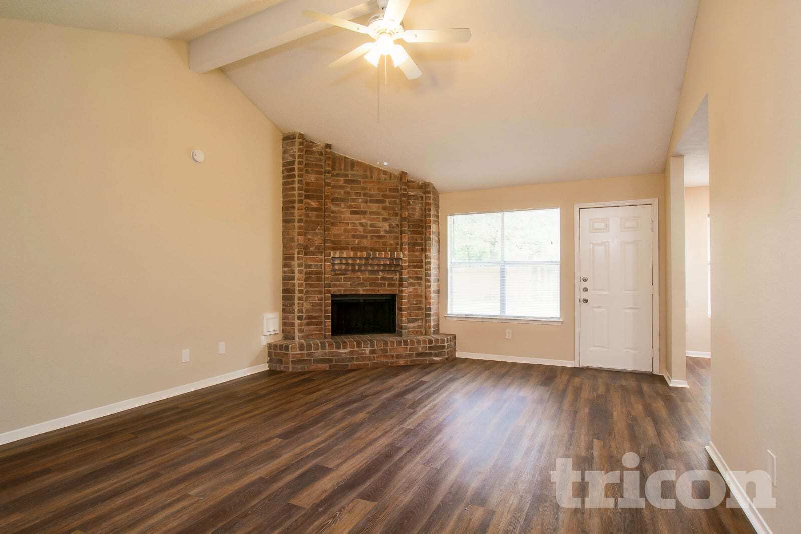 Building Photo - 3623 Village Grove Dr