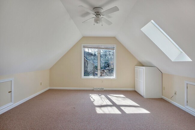 Building Photo - 1292 Timberbranch Ct