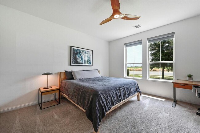 Building Photo - 8100 Mandela Bend