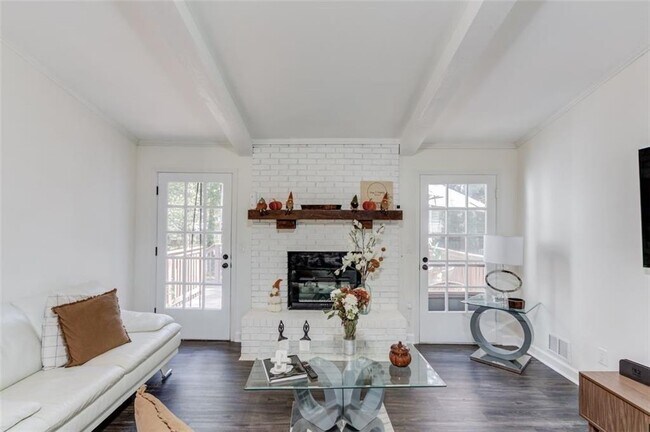 Building Photo - 3152 Westbrook Trace SW