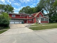 Building Photo - 3012 Woodland St