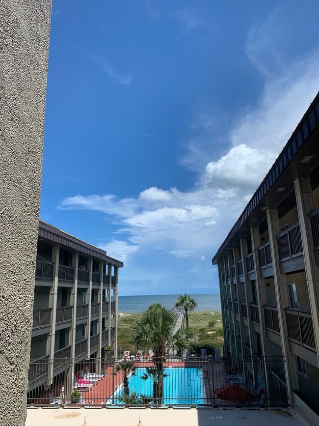 Building Photo - Oceanfront Long-Term Rental at Sand Dollar...