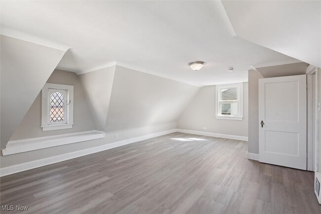 Building Photo - 1707 Wexford Ave