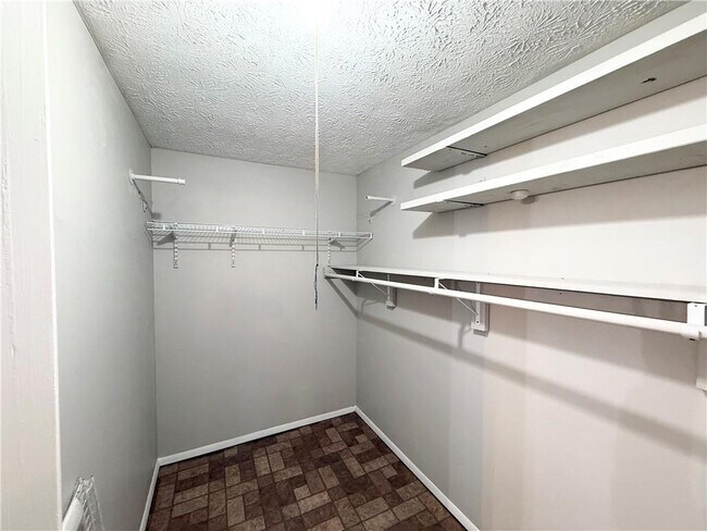 Building Photo - 4979 Stone Trace