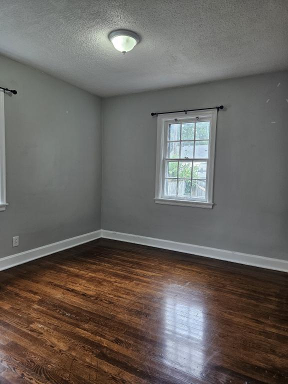 Building Photo - 212 Virginia Ct