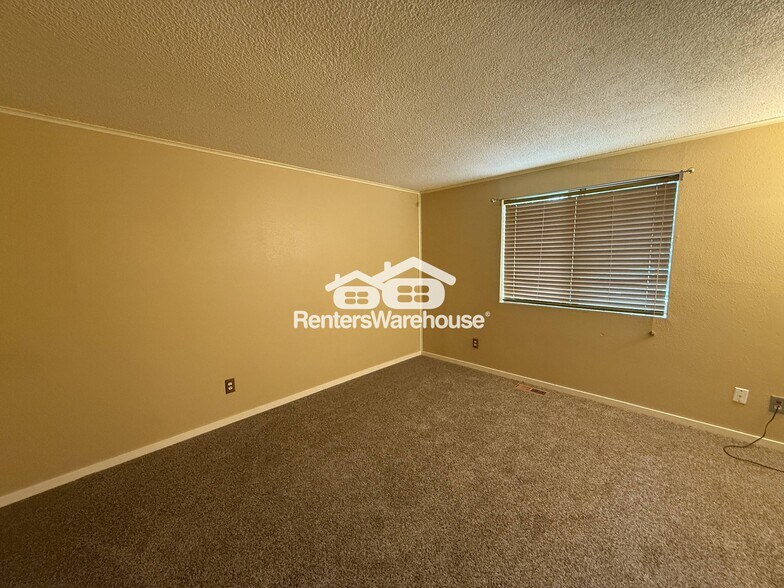 Building Photo - 11920 SE 210th Pl