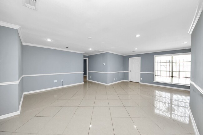 Building Photo - 5920 Conley St