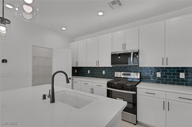 Building Photo - 2757 Pellaro Walk