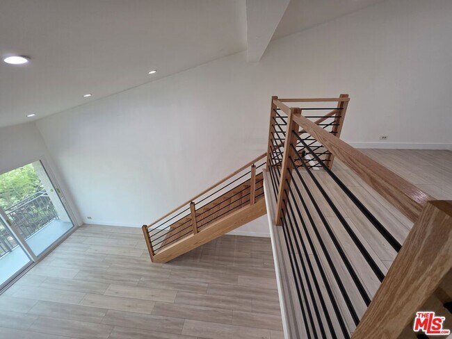 Building Photo - 1440 Veteran Ave