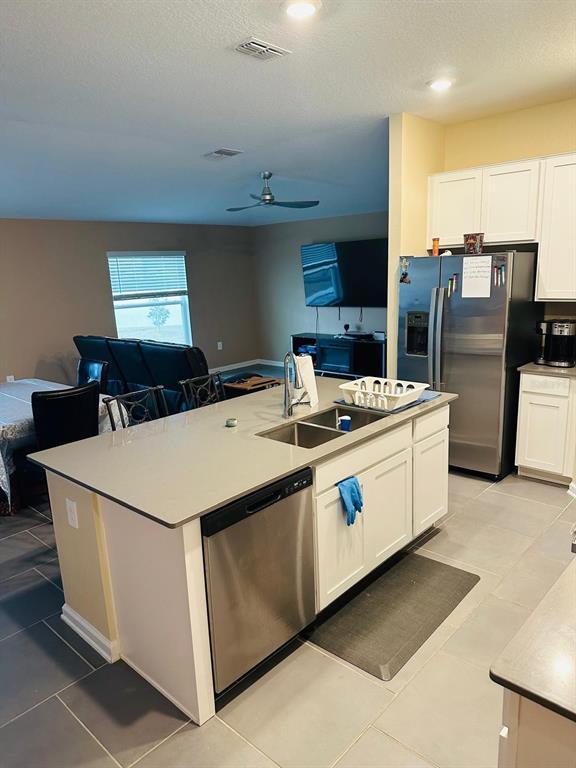 Building Photo - 9380 Revere Ave