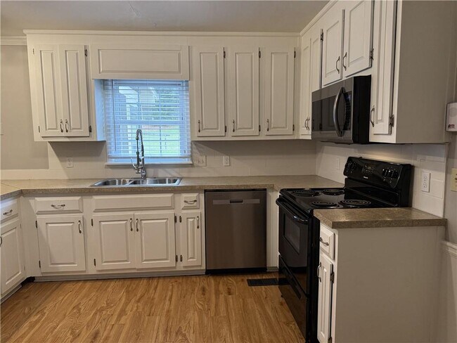 Building Photo - 1270 Morgan Chase Terrace NE